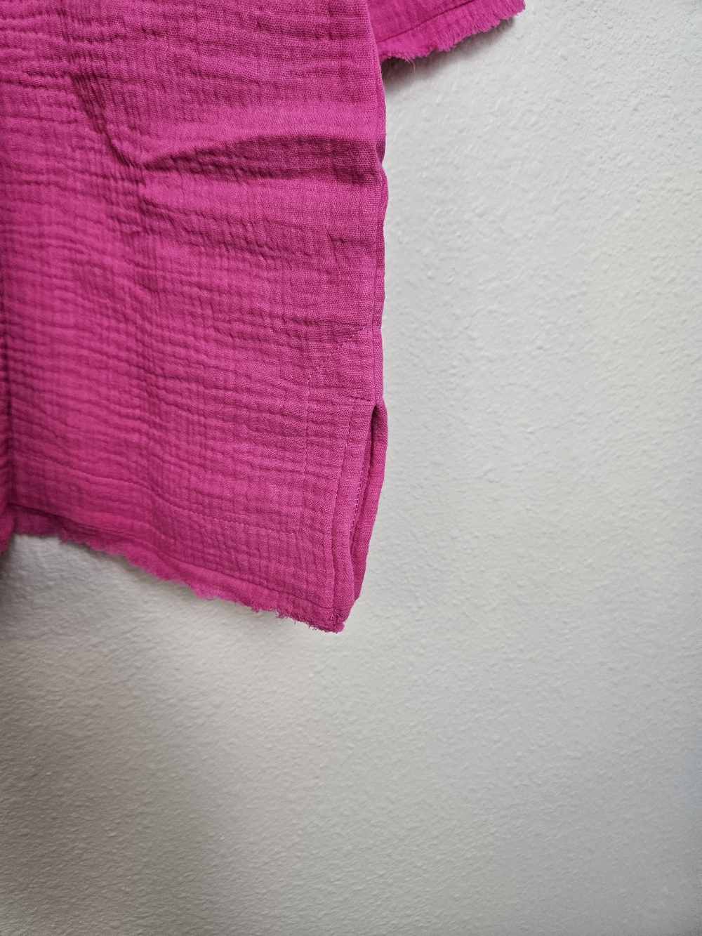 Belle Beach by Kim Gravel Hot Pink Split V Gauze Tunic Large - Picture 7 of 9